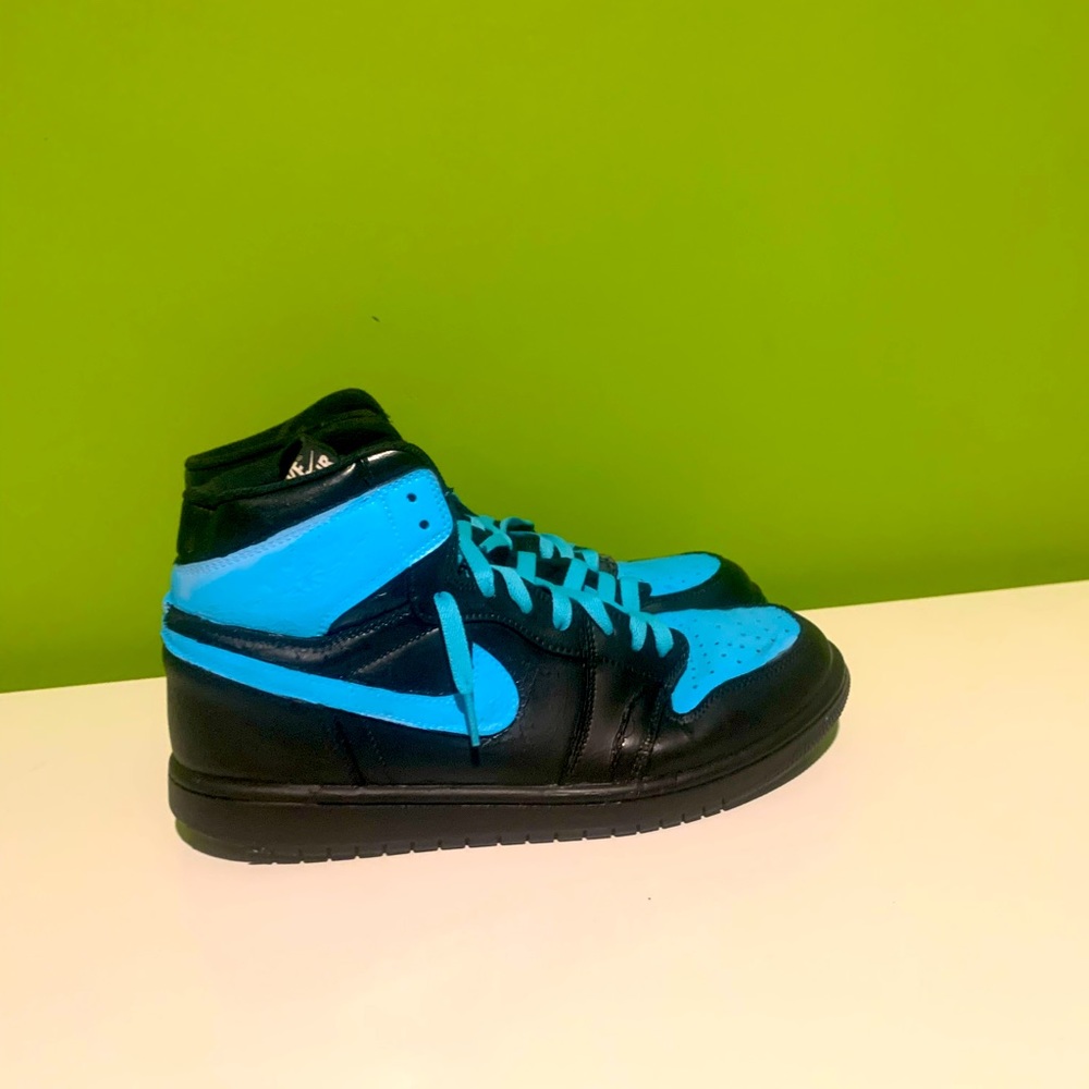 Jordan 1 High (Customs)
